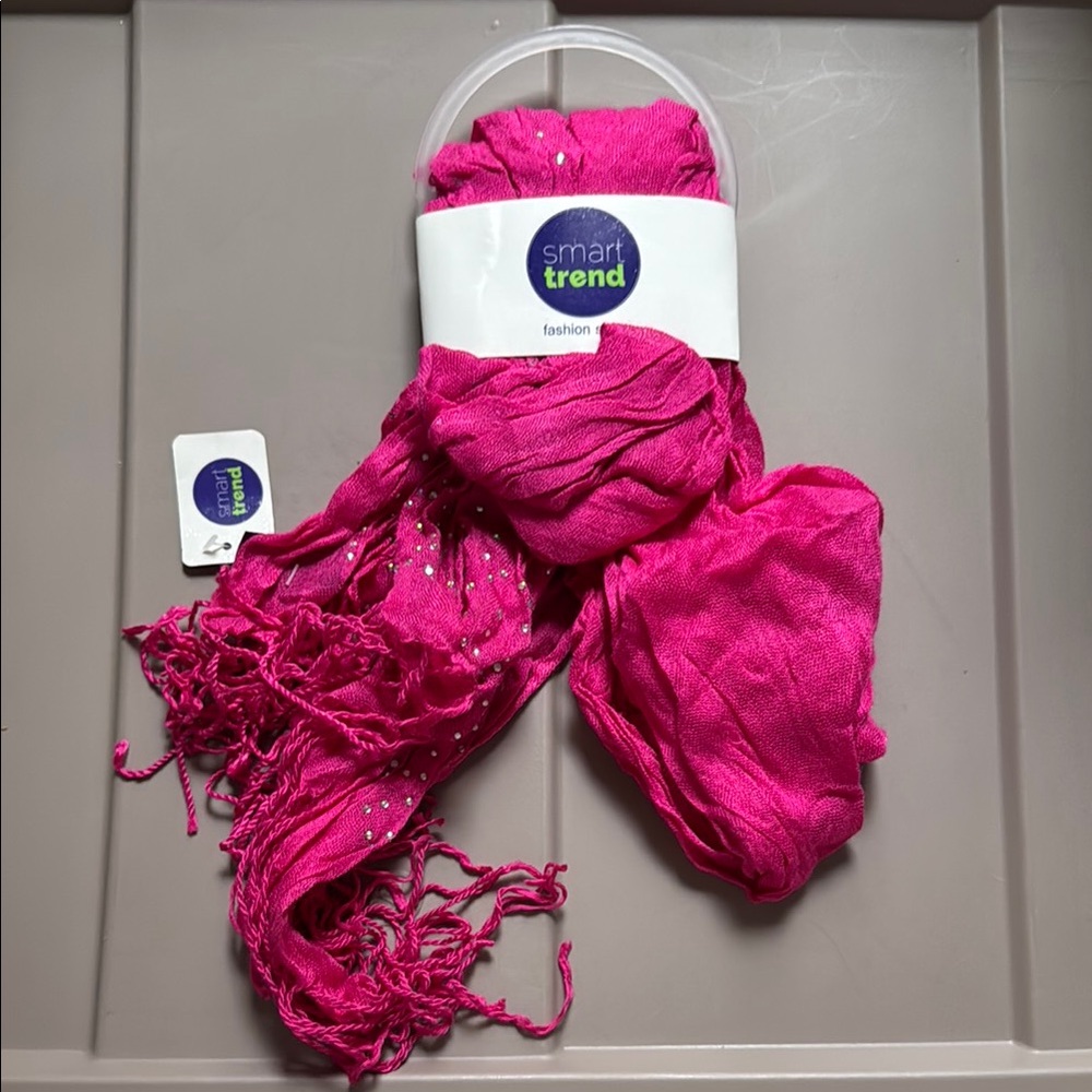 Smart Trend Pink Fashion Scarf